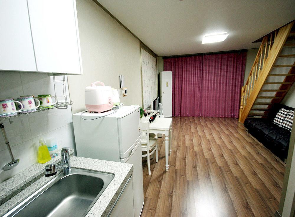 Ever Green Pension Geoje Extérieur photo